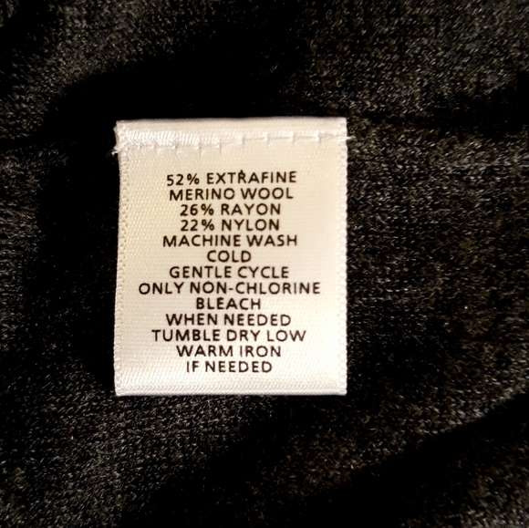 Ann Taylor LOFT Gray Wool Blend Sweater with Flower Accent Size XS - Picture 4 of 5